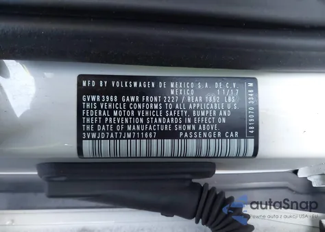 2018 Volkswagen Beetle 2.0T Se из США, поврежденный, VIN 3VWJD7AT7JM711667